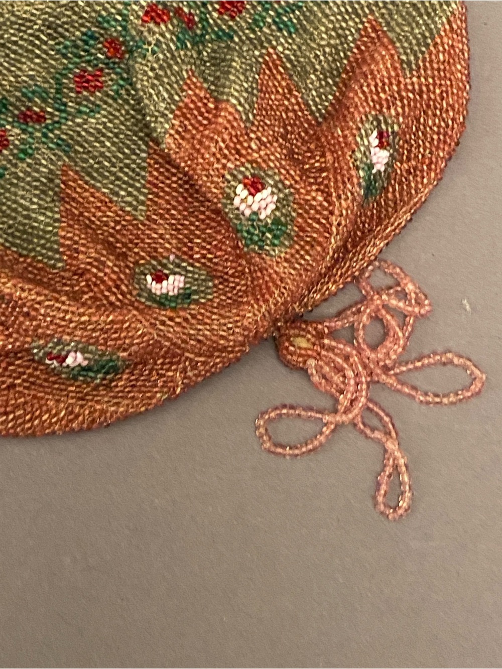 Antique Micro Beaded Floral Purse Victorian Design with Ornate Detail As-Is - Picture 14 of 15